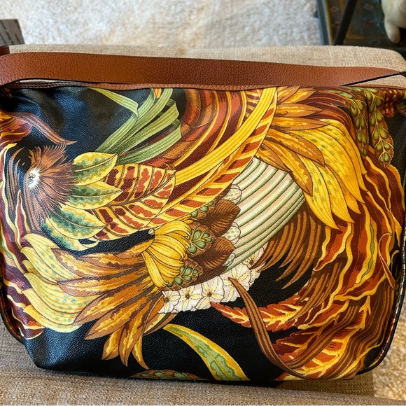 🔥 RARE 🔥 Salvatore Ferragamo Vintage Coated Canvas and Leather Shoulder Bag - Picture 2 of 13